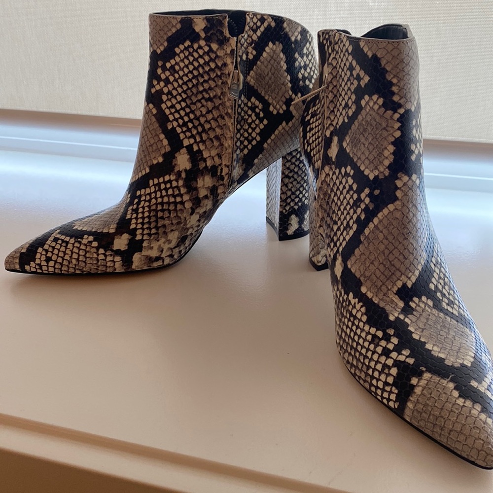 Marc fisher pleather snakeskin booties never been worn!